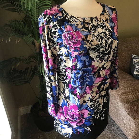 Macys JM Collection Small beaded stretch top - Picture 6 of 7